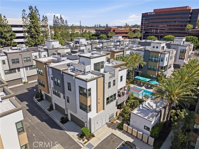 760 S Grable, Orange, CA 92868