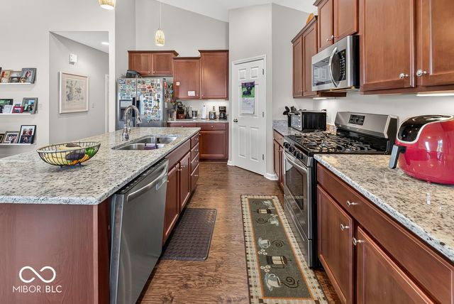 1242 Northcraft Court, Franklin, IN 46131