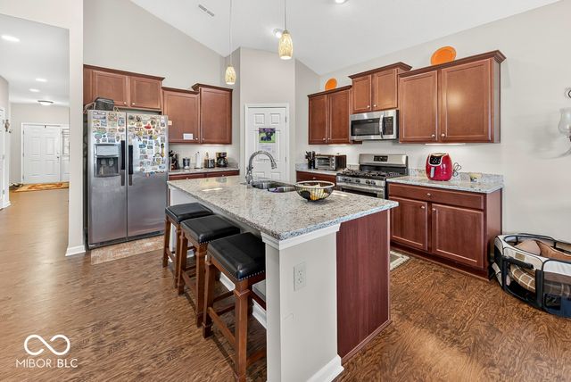 1242 Northcraft Court, Franklin, IN 46131