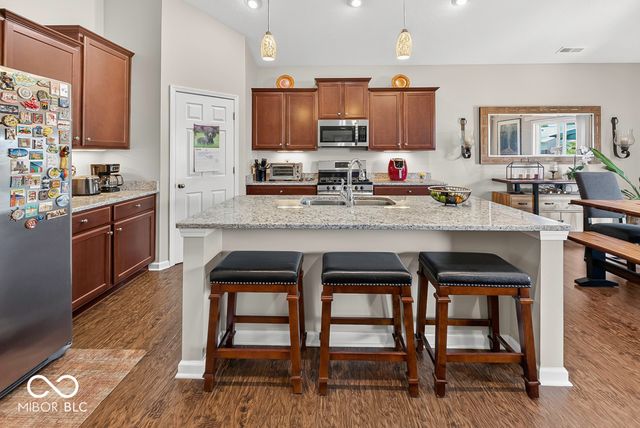 1242 Northcraft Court, Franklin, IN 46131