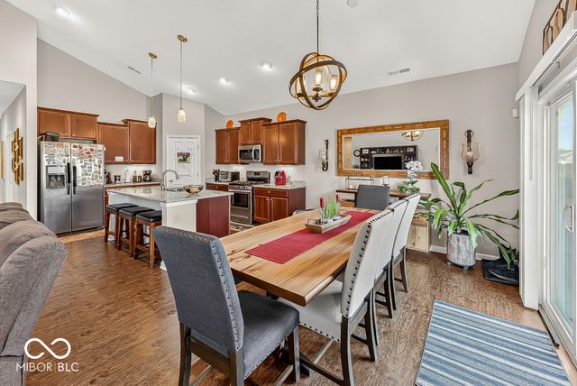 1242 Northcraft Court, Franklin, IN 46131