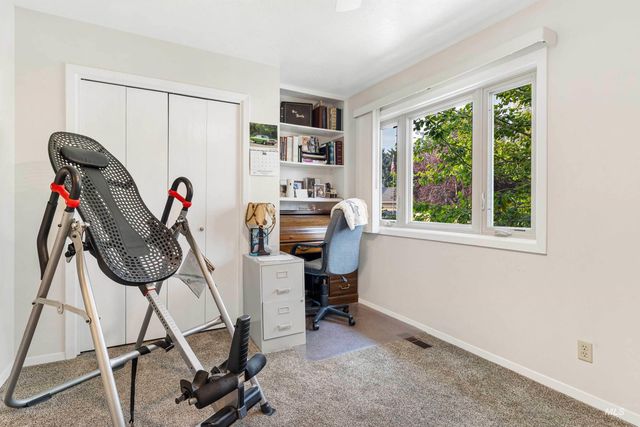 2271 Sherwood Dr., Twin Falls, ID 83301