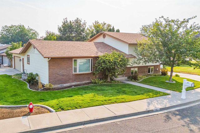 2271 Sherwood Dr., Twin Falls, ID 83301