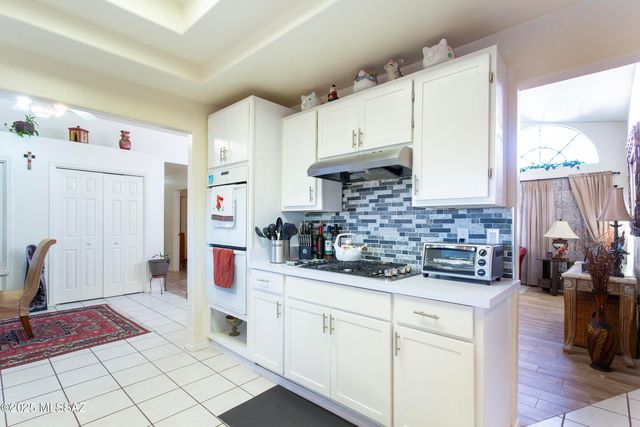 21 Kachina, Rio Rico, AZ 85648