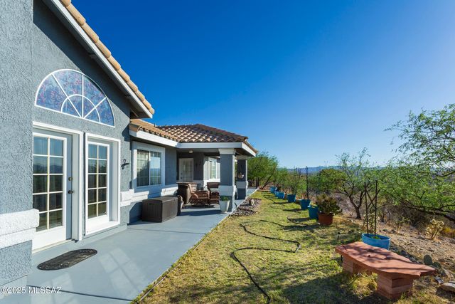 21 Kachina, Rio Rico, AZ 85648