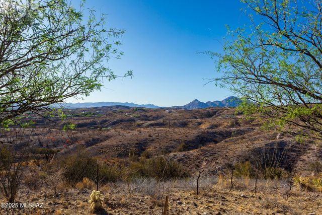 21 Kachina, Rio Rico, AZ 85648