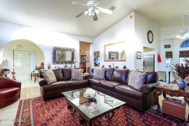 21 Kachina, Rio Rico, AZ 85648