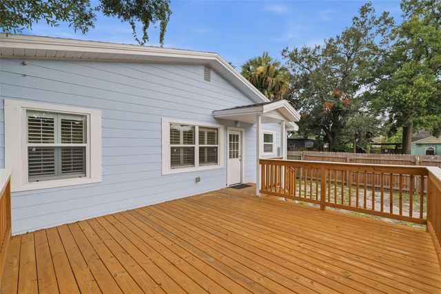 9402 N 12TH ST, Tampa, FL 33612