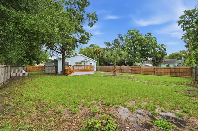 9402 N 12TH ST, Tampa, FL 33612