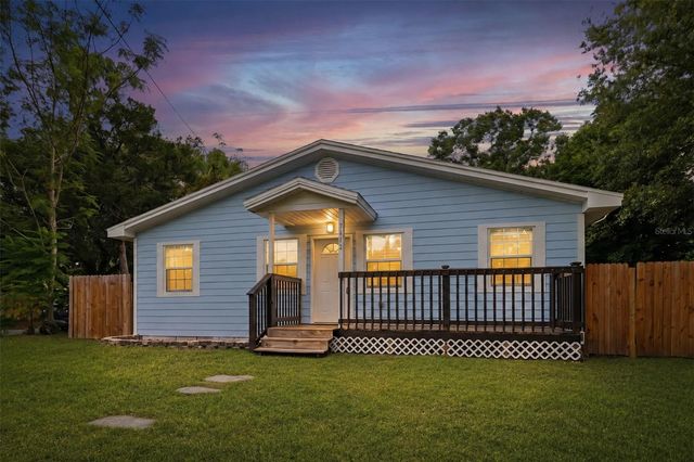 9402 N 12TH ST, Tampa, FL 33612
