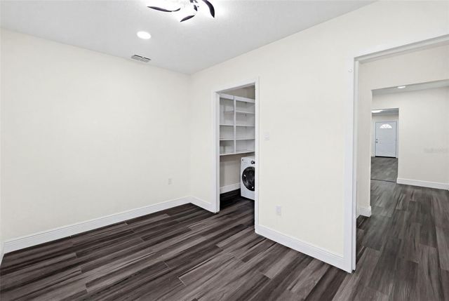 9402 N 12TH ST, Tampa, FL 33612