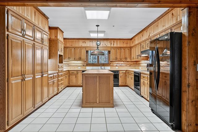 200 Lookiba Lane, Ellijay, GA 30540