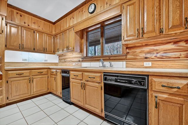 200 Lookiba Lane, Ellijay, GA 30540