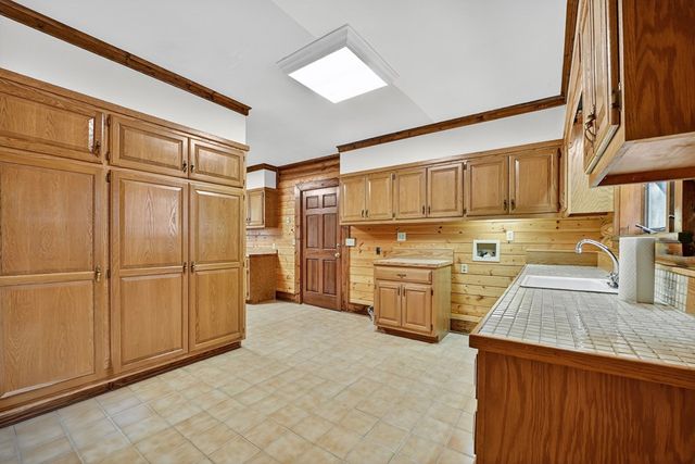 200 Lookiba Lane, Ellijay, GA 30540