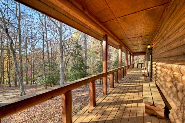 200 Lookiba Lane, Ellijay, GA 30540