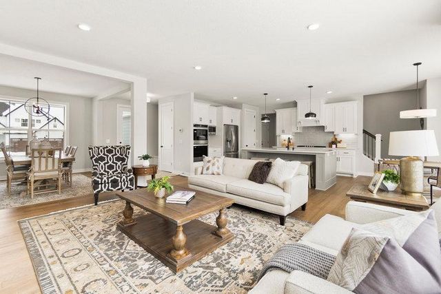 6255 134th Street N, Hugo, MN 55038