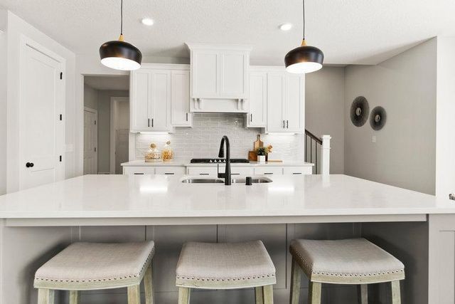 6255 134th Street N, Hugo, MN 55038