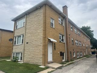 3537 Harlem Avenue 1MB, Berwyn, IL 60402