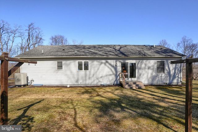 149 STONE MOUNTAIN RD, Schuylkill Haven, PA 17972