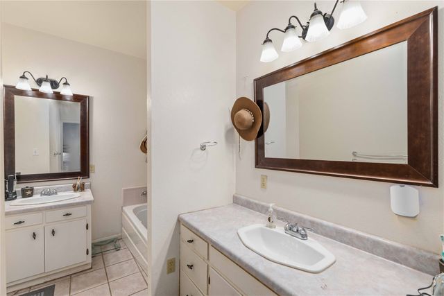 701 4th Street, Goldthwaite, TX 76844