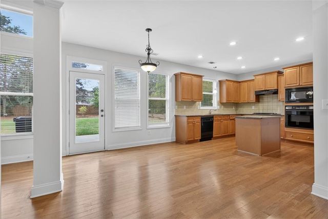 6121 Stillwater Trail, Flowery Branch, GA 30542