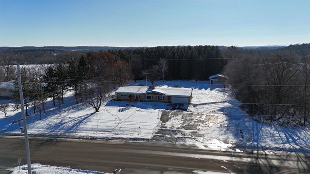 E9481 W BECKERT ROAD, New London, WI 54961