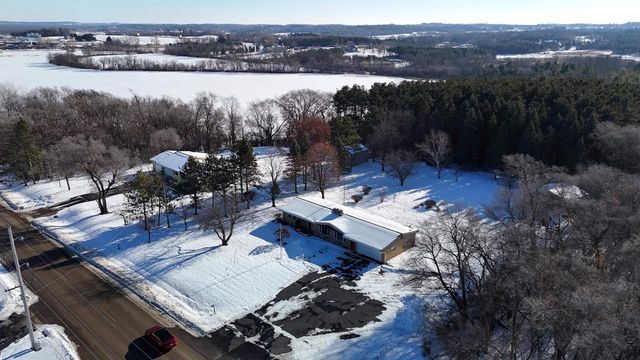 E9481 W BECKERT ROAD, New London, WI 54961