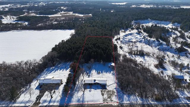 E9481 W BECKERT ROAD, New London, WI 54961