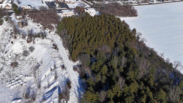 E9481 W BECKERT ROAD, New London, WI 54961