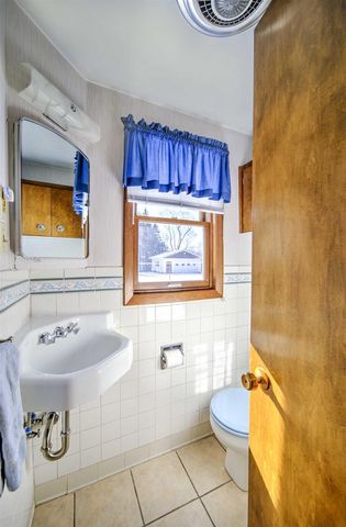 E9481 W BECKERT ROAD, New London, WI 54961