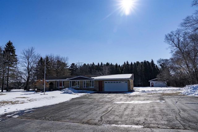 E9481 W BECKERT ROAD, New London, WI 54961