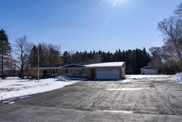 E9481 W BECKERT ROAD, New London, WI 54961