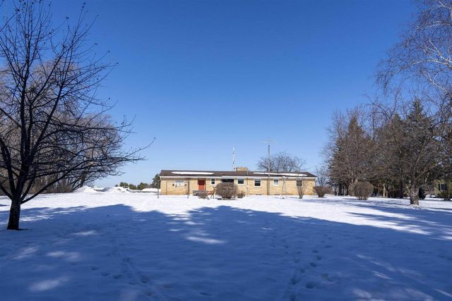 E9481 W BECKERT ROAD, New London, WI 54961