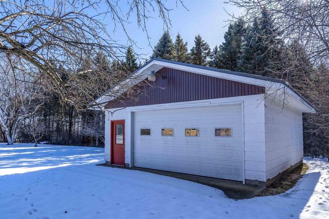 E9481 W BECKERT ROAD, New London, WI 54961