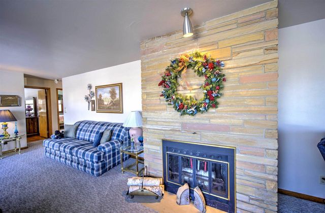 E9481 W BECKERT ROAD, New London, WI 54961