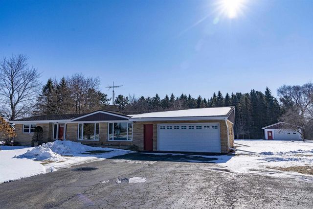 E9481 W BECKERT ROAD, New London, WI 54961