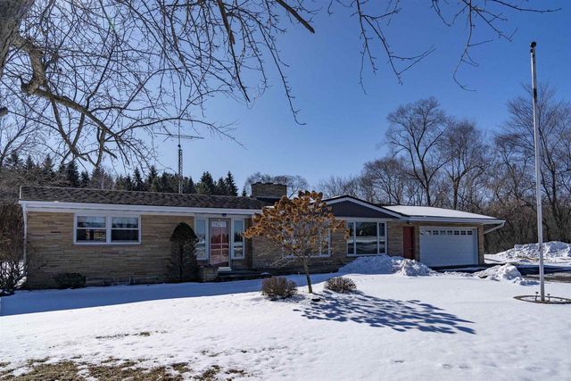 E9481 W BECKERT ROAD, New London, WI 54961