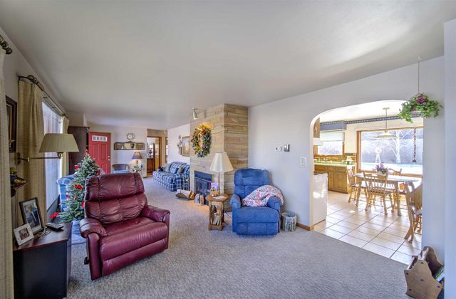 E9481 W BECKERT ROAD, New London, WI 54961