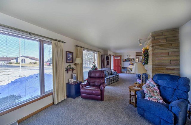 E9481 W BECKERT ROAD, New London, WI 54961