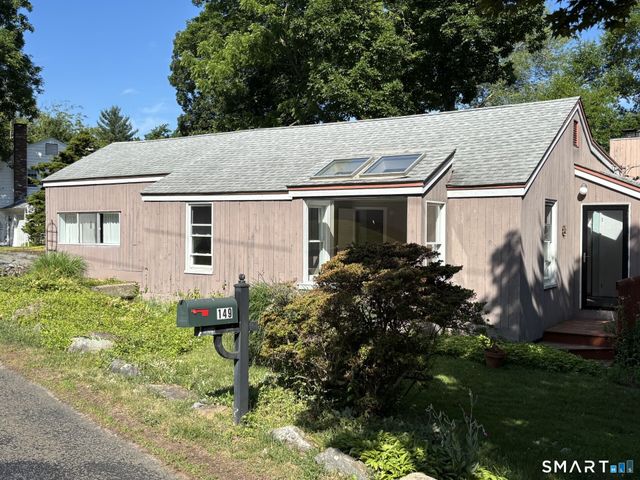 149 Old Sachems Head Road, Guilford, CT 06437
