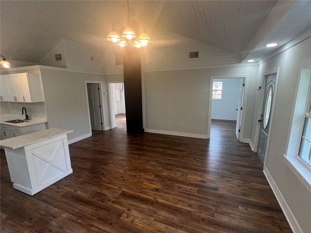 18127 US HIGHWAY 41, Spring Hill, FL 34610