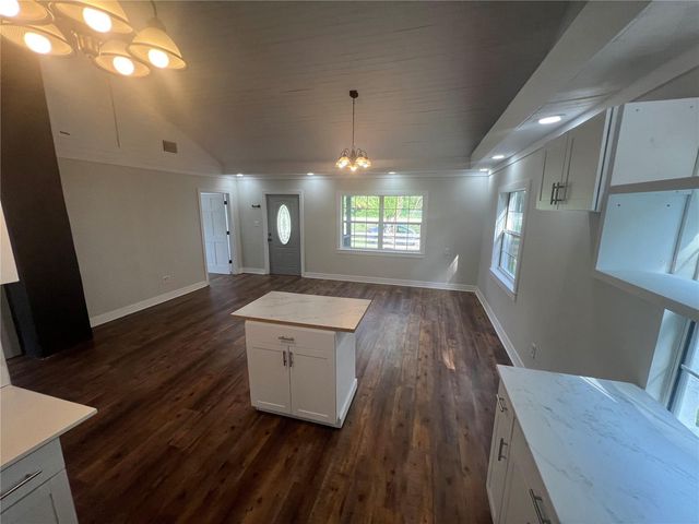 18127 US HIGHWAY 41, Spring Hill, FL 34610