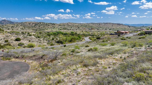 12220 S BENSCH Circle 341, Mayer, AZ 86333