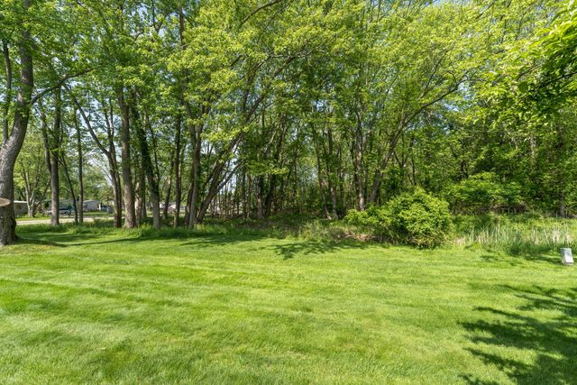 494 Amity Street, Douglas Vllg, MI 49406
