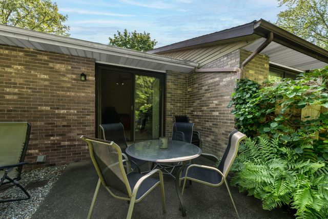 494 Amity Street, Douglas Vllg, MI 49406
