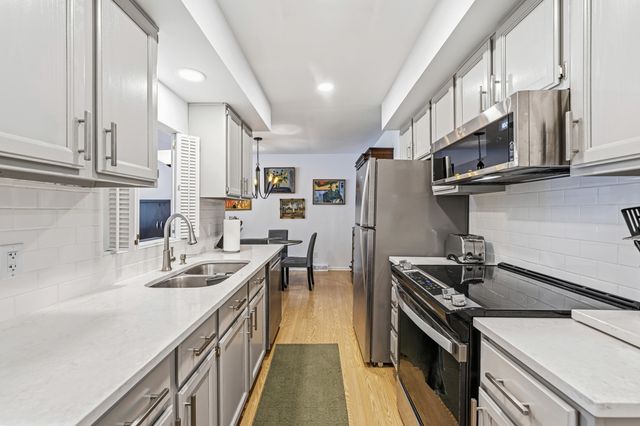 494 Amity Street, Douglas Vllg, MI 49406