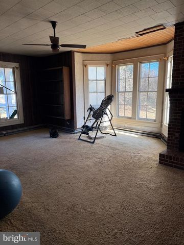 564 FRONT ST, Houston, DE 19954