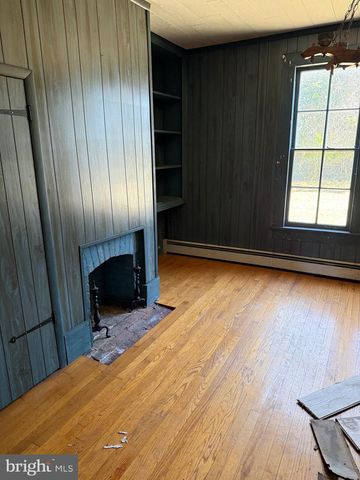 564 FRONT ST, Houston, DE 19954