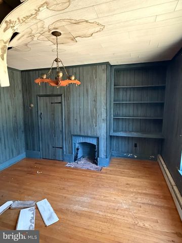 564 FRONT ST, Houston, DE 19954