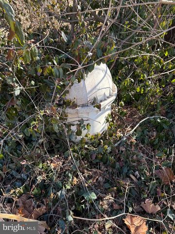 564 FRONT ST, Houston, DE 19954